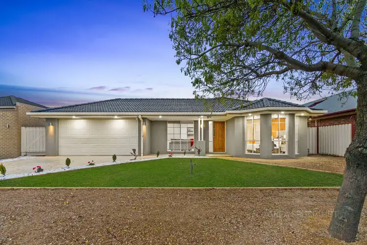 Second view of Homely house listing, 4 Albany Court, Werribee VIC 3030