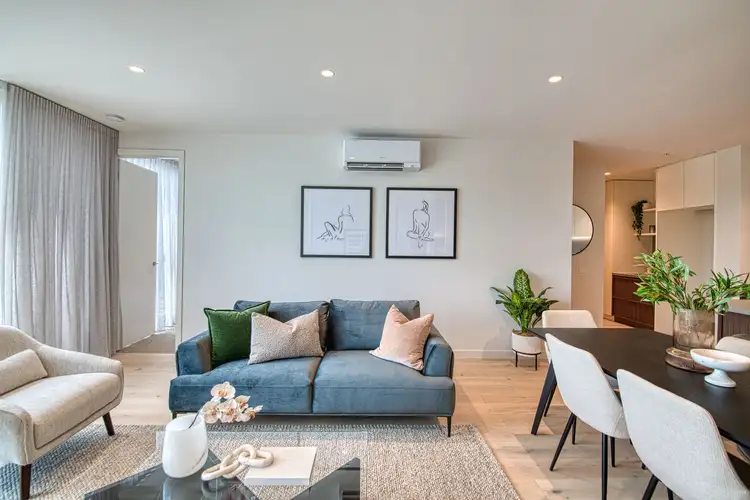 205/9 Gloucester Avenue, Berwick VIC 3806