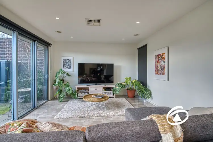 Third view of Homely house listing, 5 Pettit Close, Berwick VIC 3806