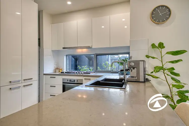 Fourth view of Homely house listing, 5 Pettit Close, Berwick VIC 3806
