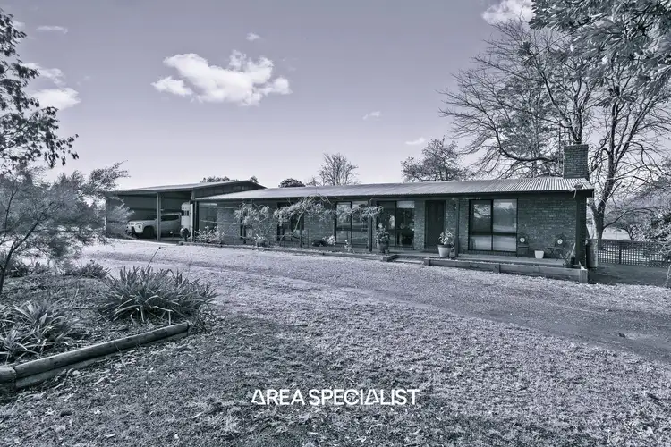 25 Gordon Road, Yarragon VIC 3823