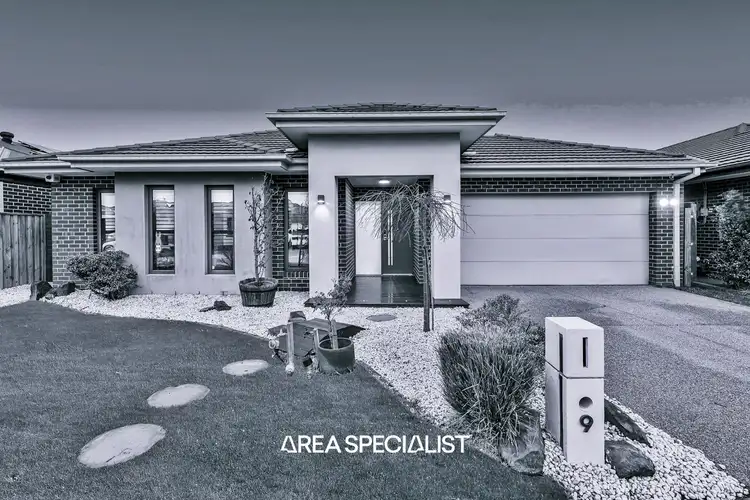 9 Edgecomb Street, Keysborough VIC 3173