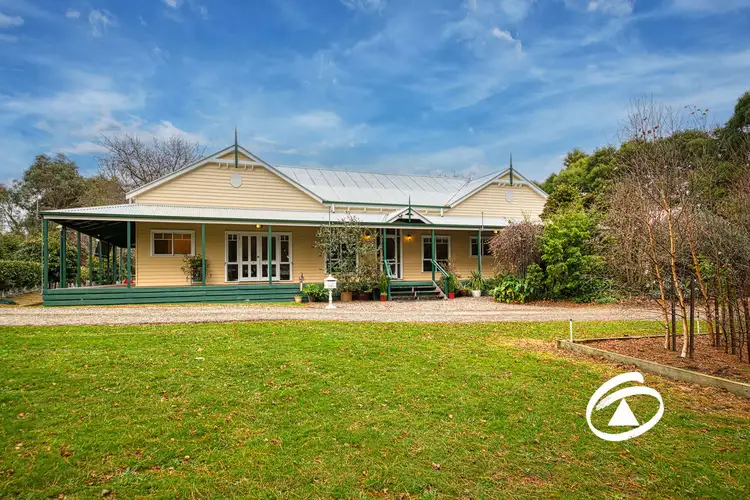 152 Warren Road, Nar Nar Goon North VIC 3812