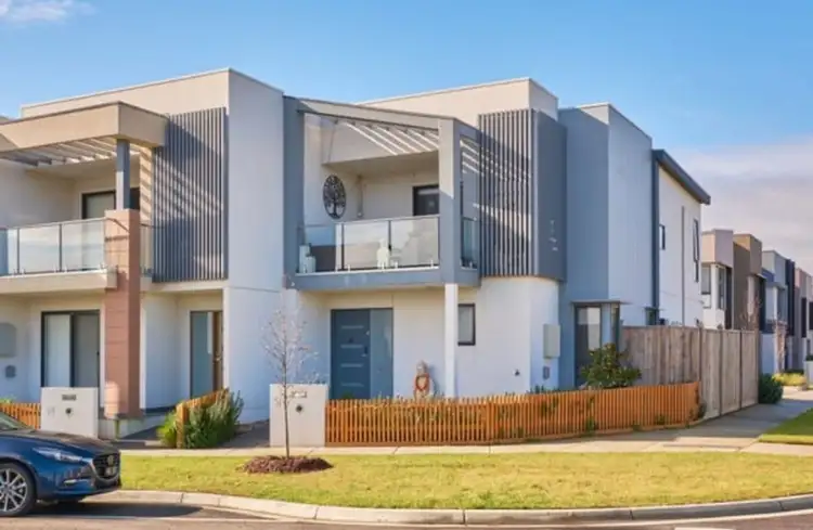 51 Flicka Boulevard, Cranbourne West VIC 3977