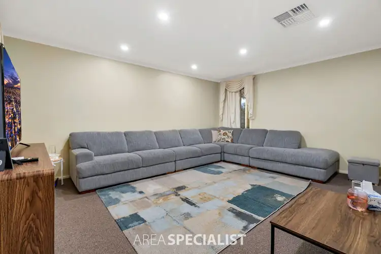 Second view of Homely house listing, 5 Rosewood Court, Narre Warren South VIC 3805