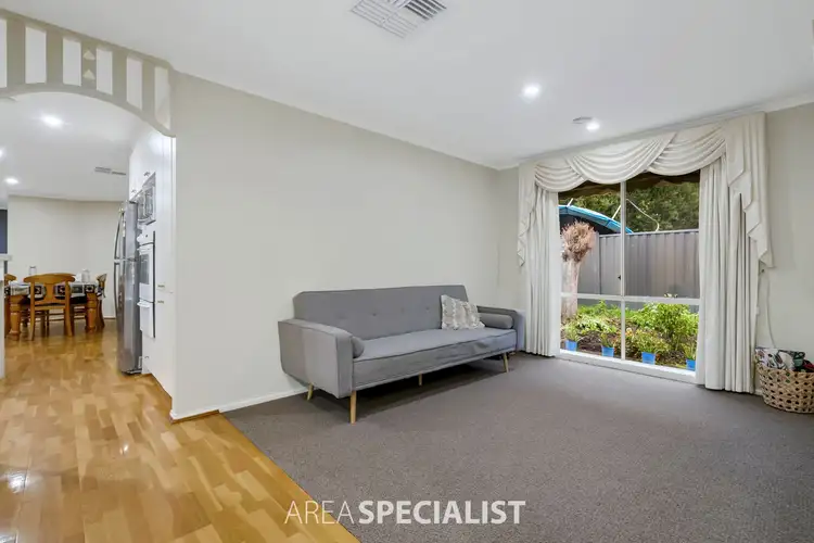 Fifth view of Homely house listing, 5 Rosewood Court, Narre Warren South VIC 3805