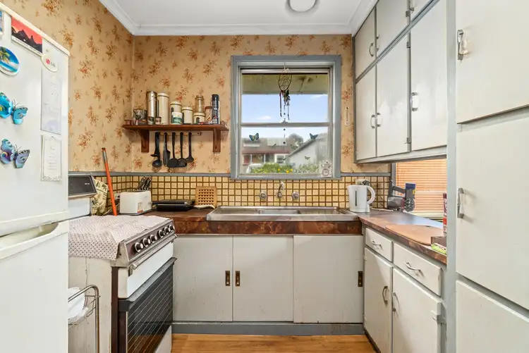 Fifth view of Homely house listing, 5 McEntee Court, Traralgon VIC 3844