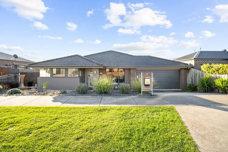 19 Kenilworth Drive, Traralgon VIC 3844