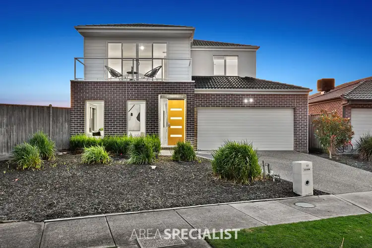 18 Riverbank Close, Clyde North VIC 3978