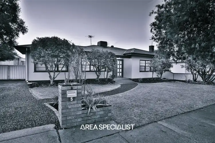 Main view of Homely house listing, 5 Baylee Avenue, Mildura VIC 3500