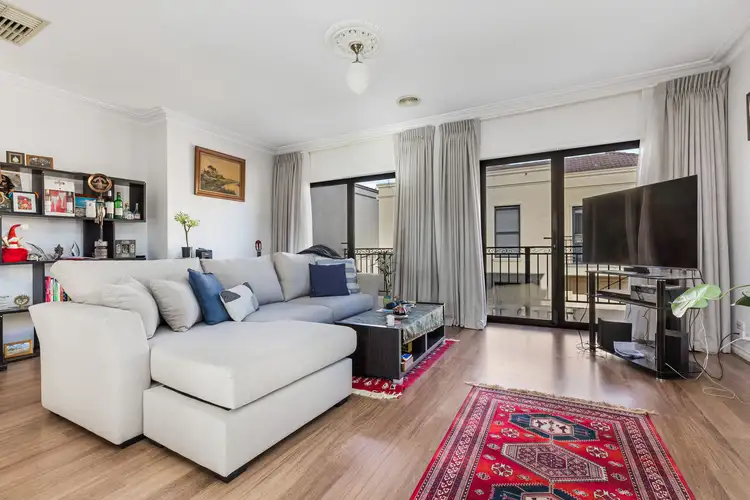 Third view of Homely house listing, 4/443 Hargreaves Street, Bendigo VIC 3550