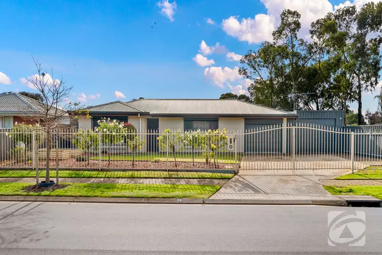 24 Bond Avenue, Burton SA 5110