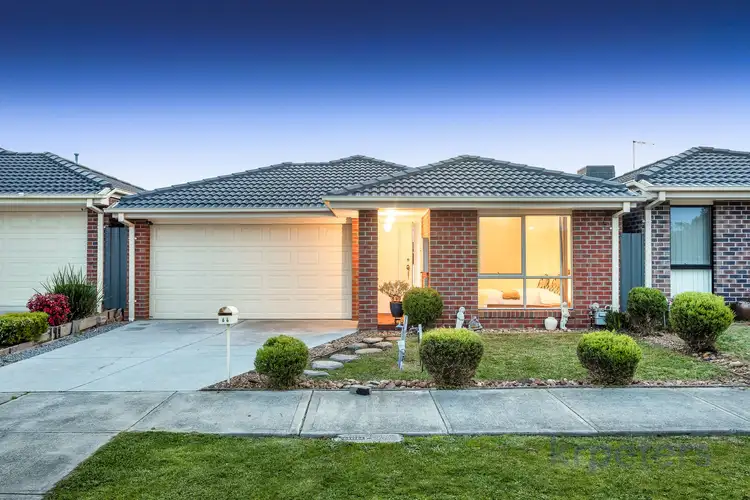 64 Pinnacle Drive, Pakenham VIC 3810