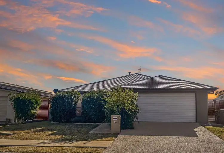 16 Bridgeman Parade, Chinchilla QLD 4413