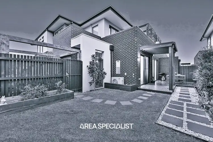 Main view of Homely unit listing, 2/25 Abercrombie Avenue, Keysborough VIC 3173