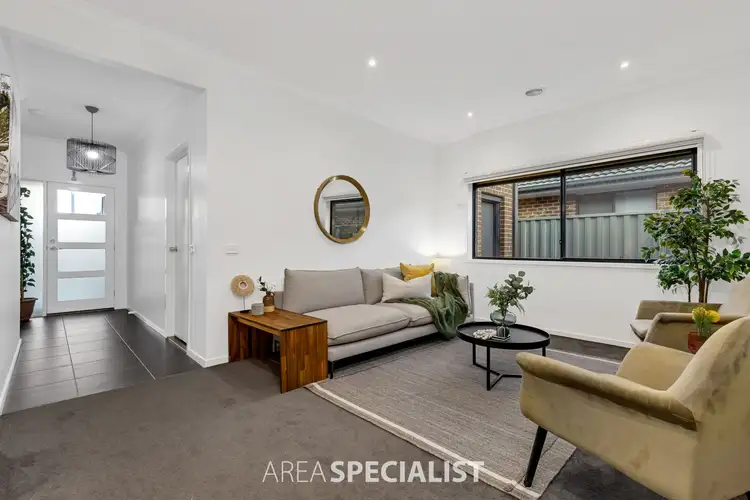 Sixth view of Homely house listing, 8 Starling Street, Cranbourne East VIC 3977