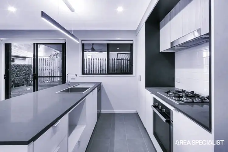 9/11 Comer Street, Coopers Plains QLD 4108