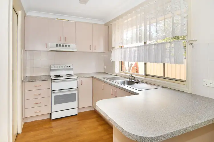 Third view of Homely house listing, 5/354 Stewart Street, Bathurst NSW 2795