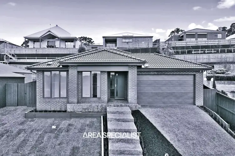 13 Manallack Lane, Drouin VIC 3818