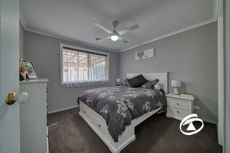 Fourth view of Homely house listing, 4 Tonia Court, Pakenham VIC 3810