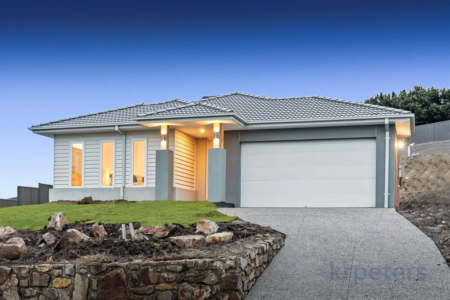 Main view of Homely house listing, 27 Zermatt Loop, Pakenham VIC 3810