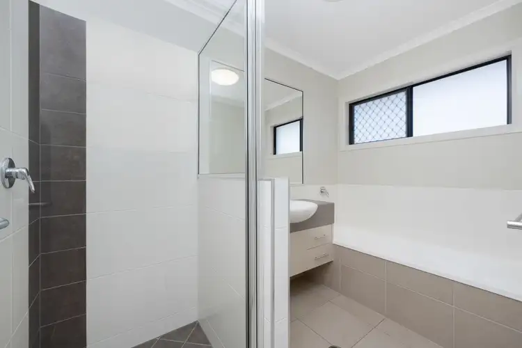 Sixth view of Homely house listing, 6 Epping Way, Mount Low QLD 4818