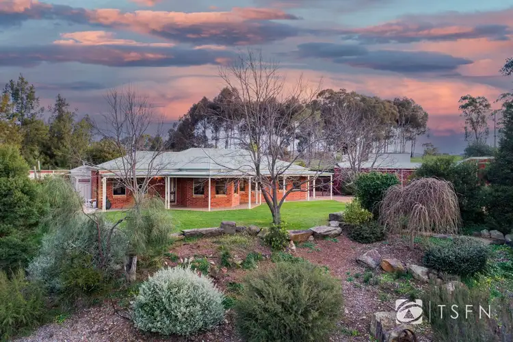 17 Everode Drive, Sedgwick VIC 3551
