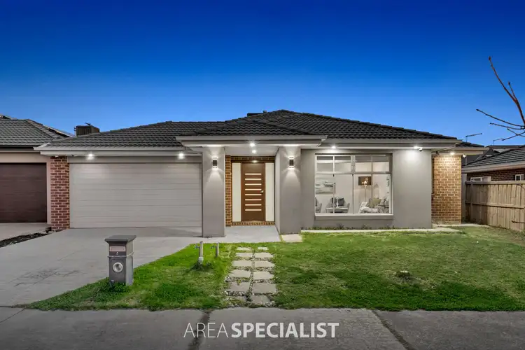 4 Carberry Drive, Clyde North VIC 3978