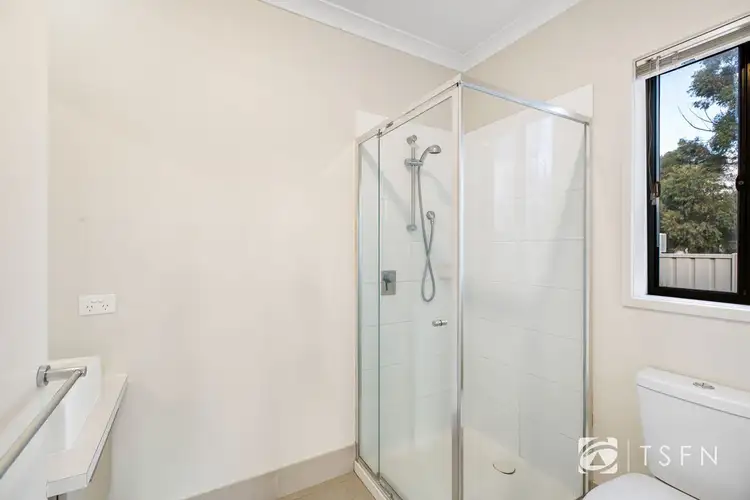 Fifth view of Homely house listing, 2 Market Garden Circuit, Epsom VIC 3551