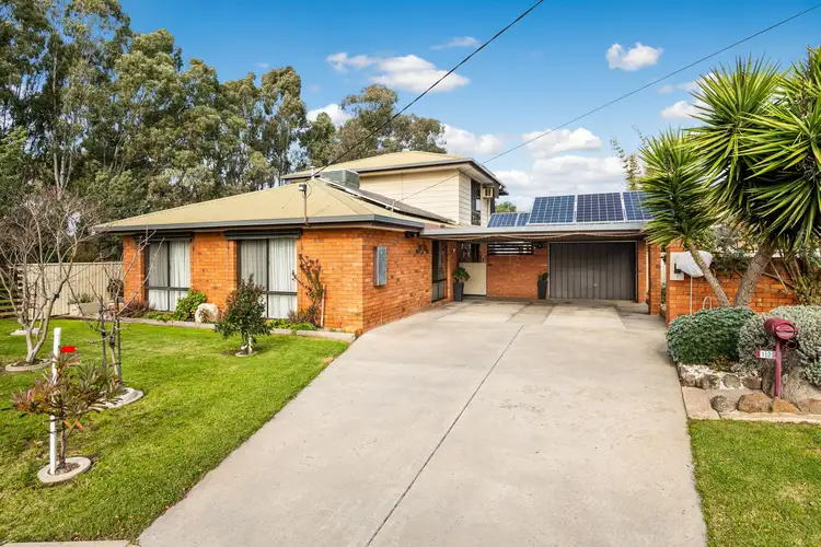 12 Yandong Street, White Hills VIC 3550