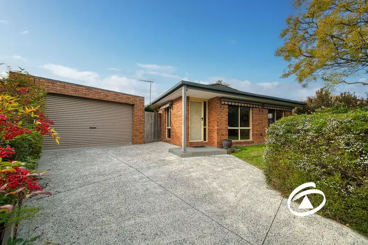 18 McNamara Court, Pakenham VIC 3810