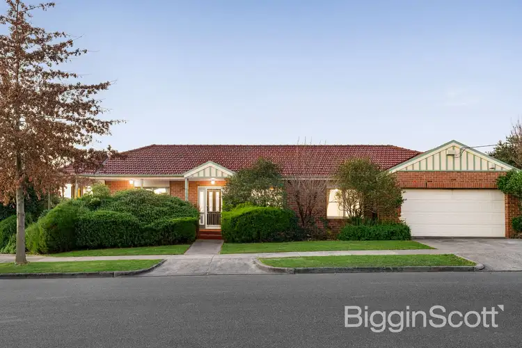 21 Ross Street, Doncaster East VIC 3109
