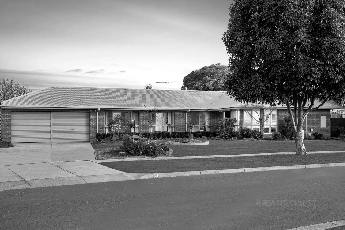 Main view of Homely house listing, 17 St Andrews Drive, Werribee VIC 3030