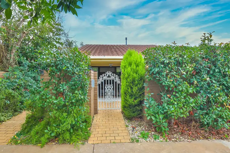 Main view of Homely unit listing, 2/10 De Garis Drive, Mildura VIC 3500