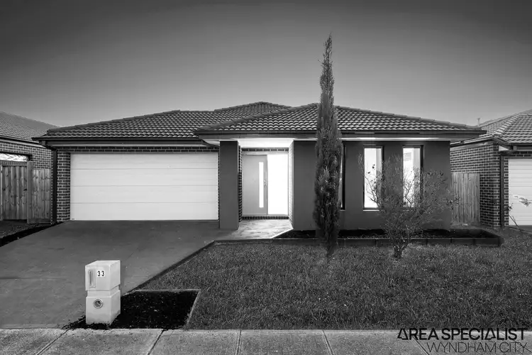 33 Bondi Parade, Point Cook VIC 3030