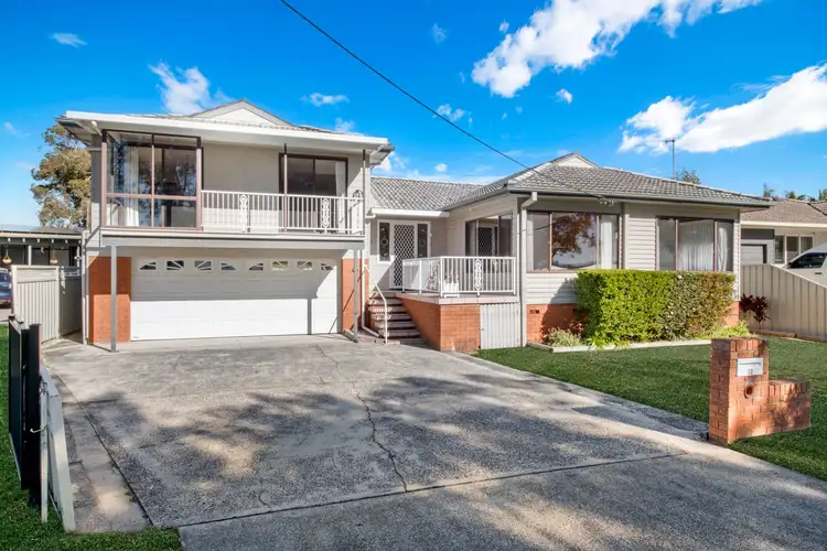 52 Lucinda Avenue, Killarney Vale NSW 2261