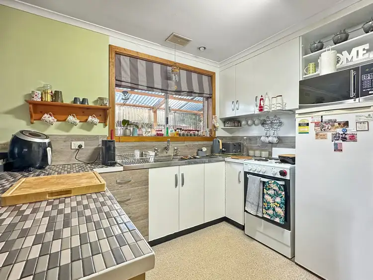 Second view of Homely unit listing, 2/211-213 Gladstone Street, Maryborough VIC 3465