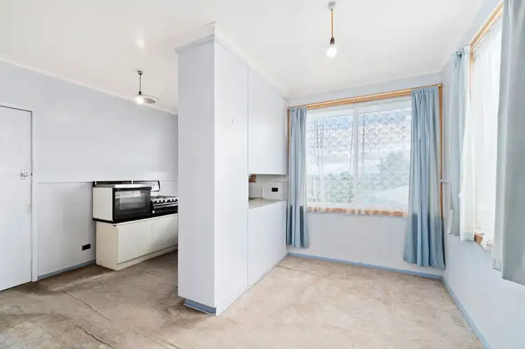 Sixth view of Homely house listing, 17 McEntee Court, Traralgon VIC 3844