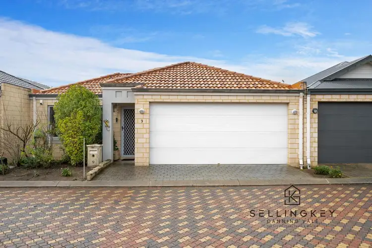 9/26 Churchill Green, Canning Vale WA 6155