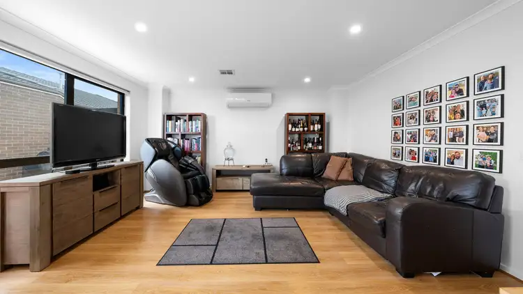 Fourth view of Homely house listing, 10 Ibera Way, Kalkallo VIC 3064