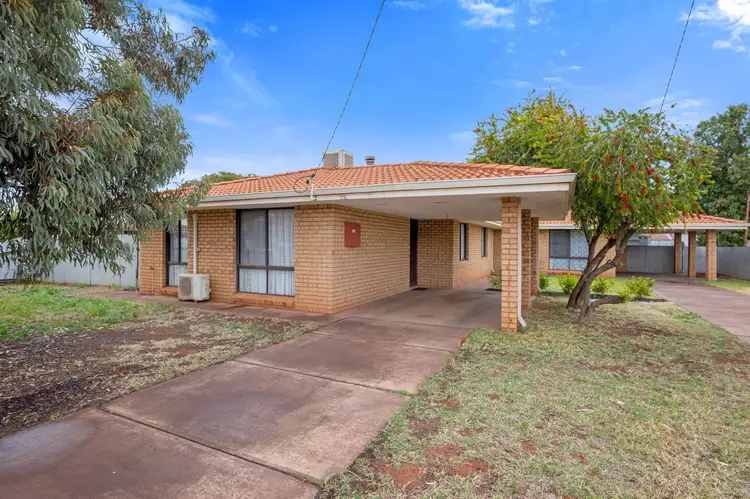 33A Hawkins Street, West Lamington WA 6430