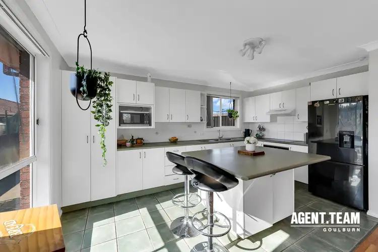 31 Amaroo Place, Goulburn NSW 2580