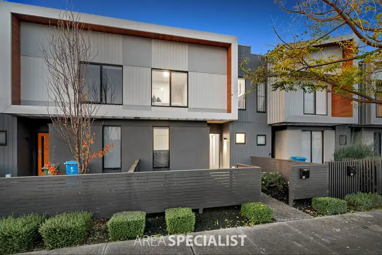 19 Villager Street, Cranbourne East VIC 3977