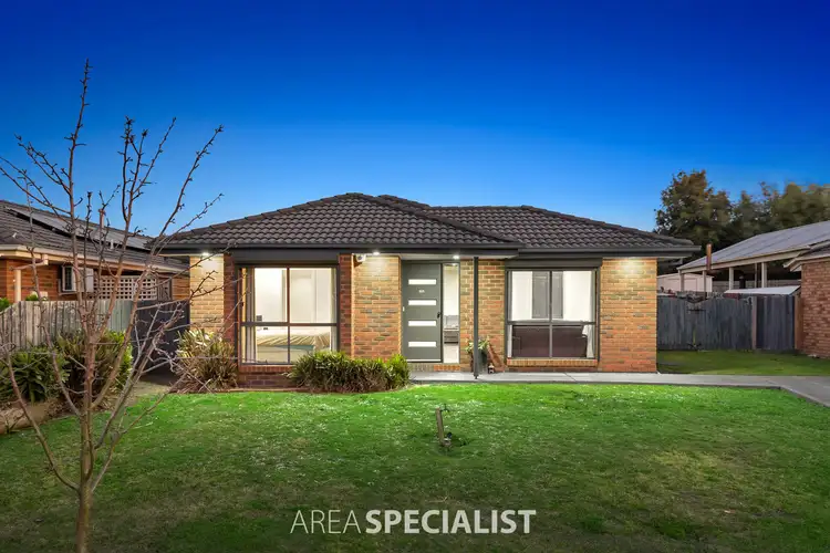 5 Nyarrin Place, Cranbourne West VIC 3977