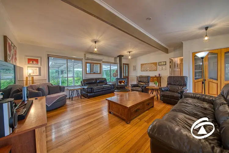 Fifth view of Homely house listing, 19 Mirrabooka Road, Maryknoll VIC 3812