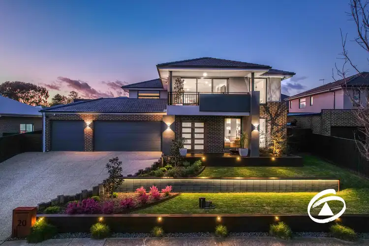 20 Oakview Boulevard, Narre Warren North VIC 3804
