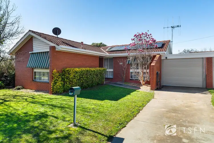 Main view of Homely house listing, 2/5 James Street, Strathdale VIC 3550