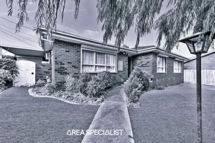 1 Glenthorne Drive, Keysborough VIC 3173