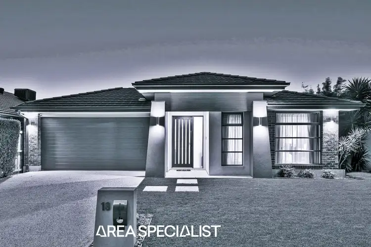 18 Maxfield Road, Keysborough VIC 3173