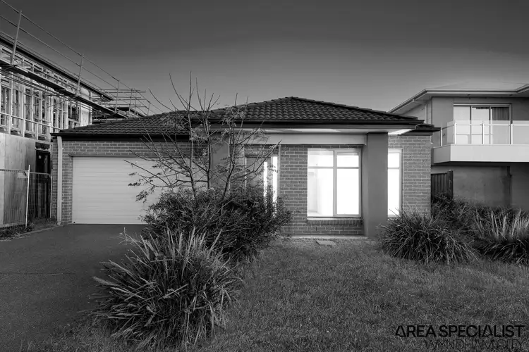 27 Baycrest Drive, Point Cook VIC 3030
